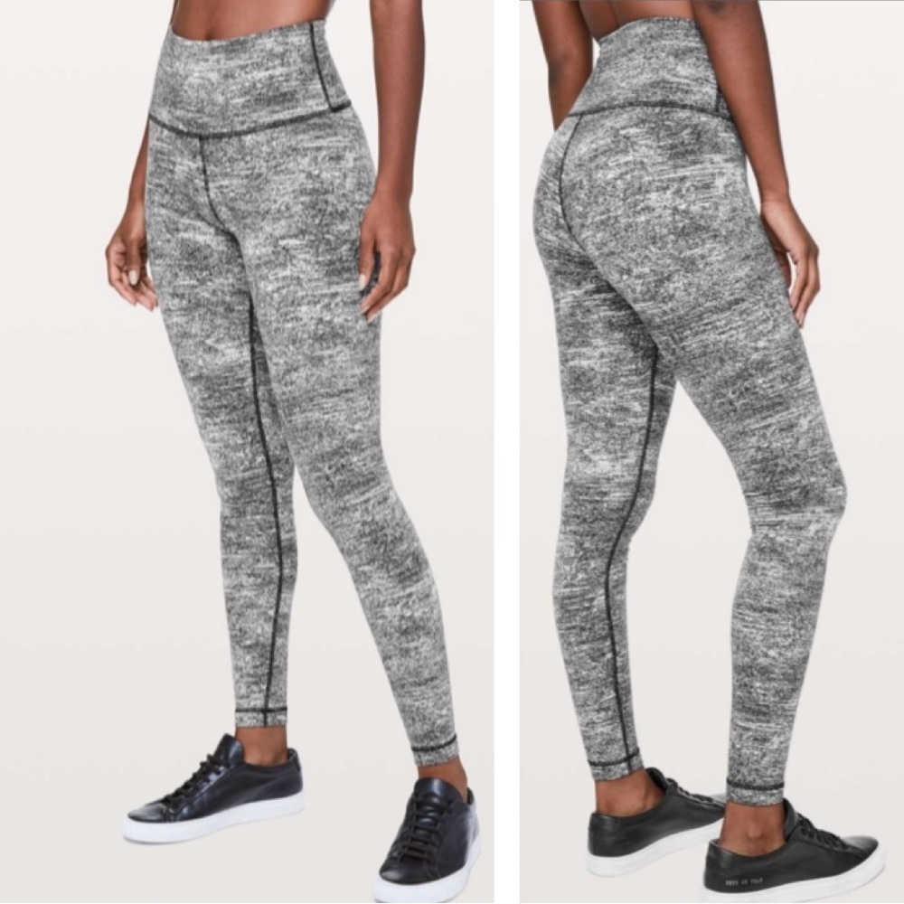 Lululemon NEW Wunder Under Hi Rise Tight 28"
Rush Jacquard Black Rose Pants 2